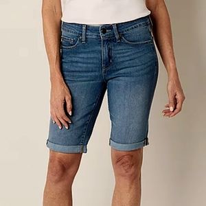 St. John's Bay Women's Secretly Slender Mid Rise Denim Bermuda Short - Sz 8 &10
